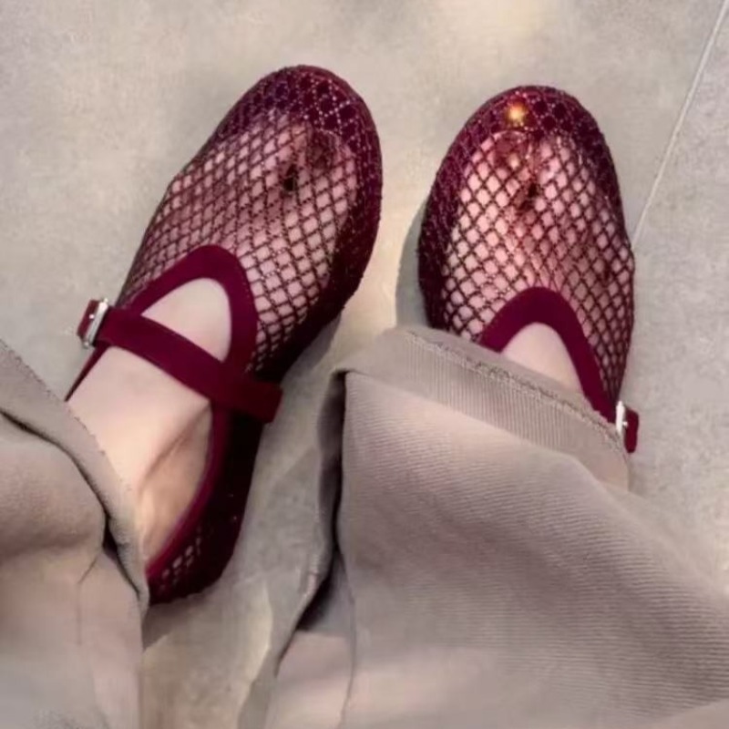 Hollow Rhinestone Baotou Sanda - Mule Slip On review and price